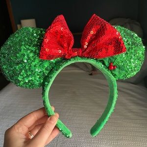 EUC Disney Holly Christmas Holiday Sequin Mouse Ear Headband